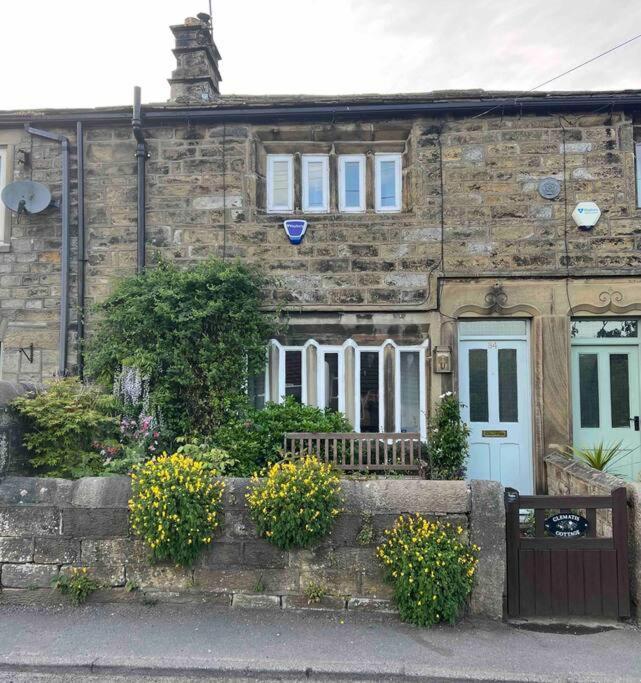 17Th Century Cottage With Hidden Garden Steeton Exteriör bild